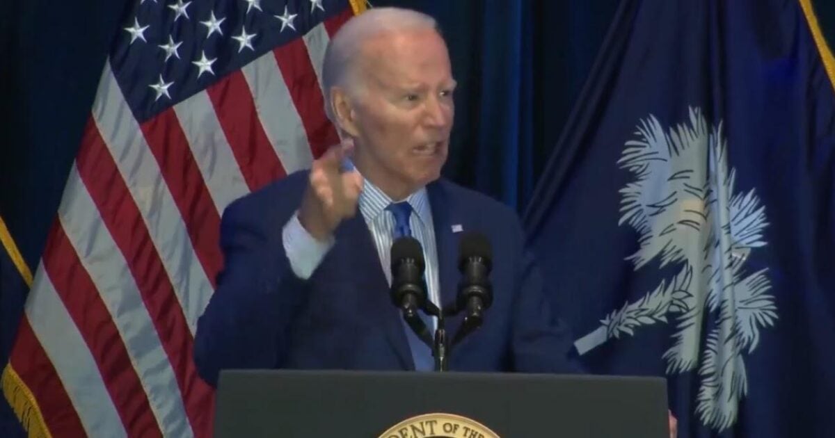 HES SHOT: Unable to Finish a Coherent Sentence, a Confused Joe Biden Starts Shouting Out of Nowhere in South Carolina (VIDEO) | The Gateway Pundit | by Cristina Laila
